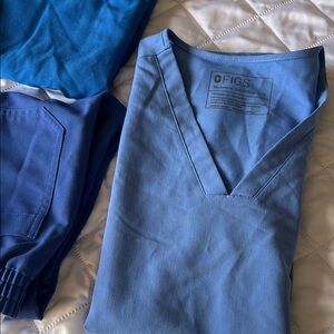 FIGS Sky Blue V-Neck Scrub Top